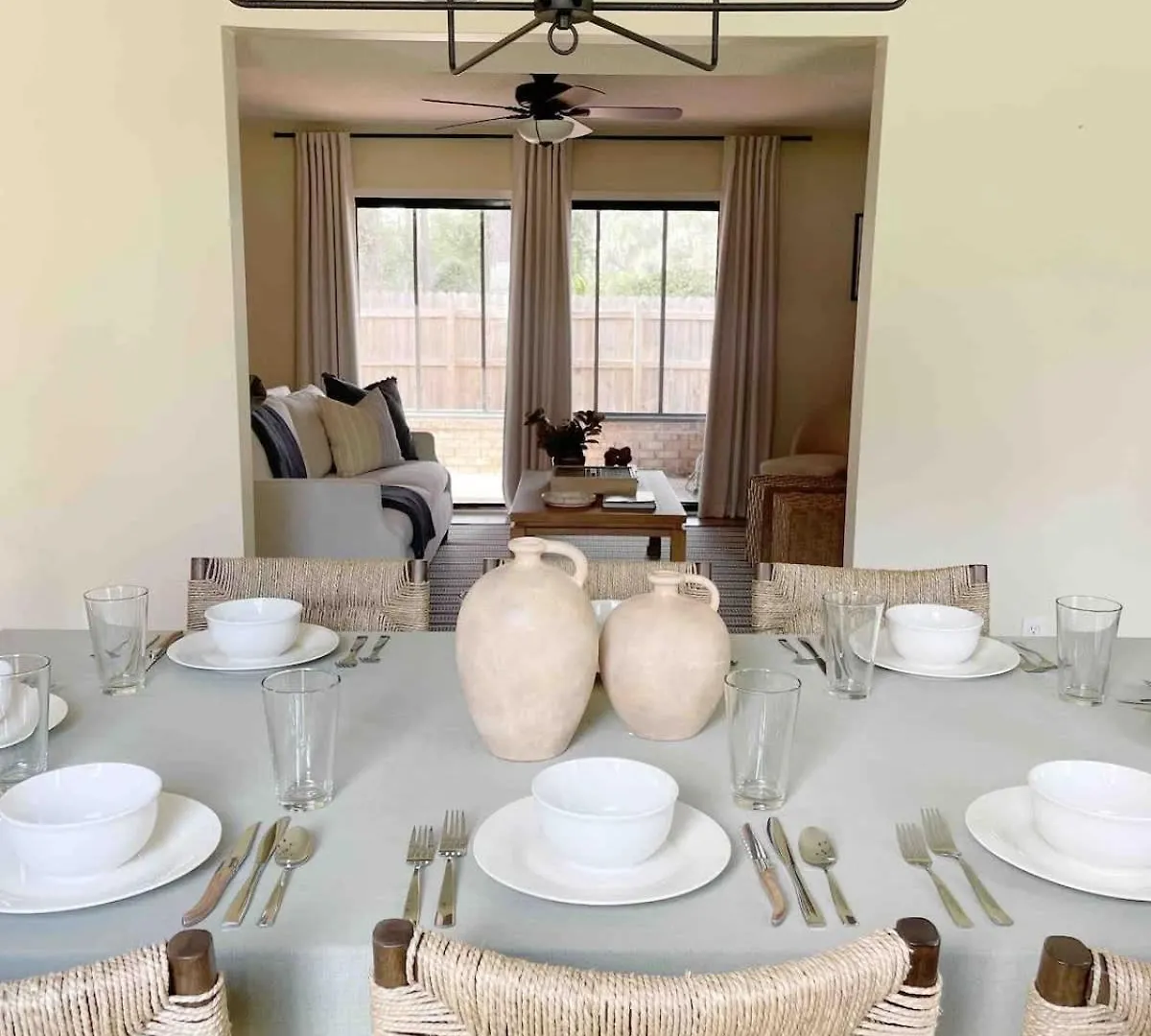 Holiday home Large Sleeps 10 & Downtown Dog Heaven