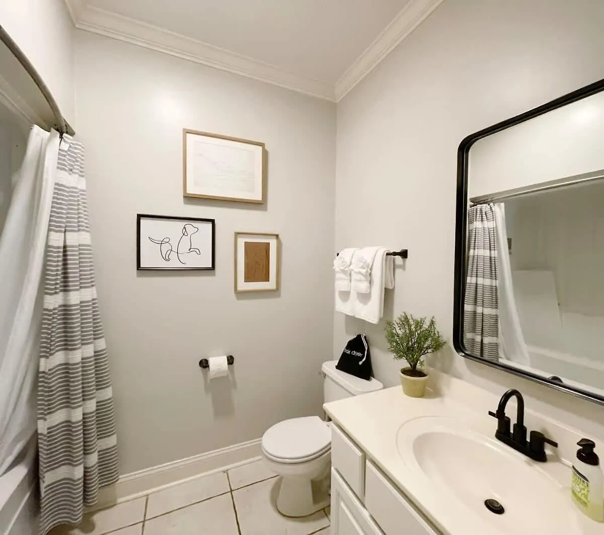 Sophisticated And Luxurious Details- Sleeps 18 펜션 서배너