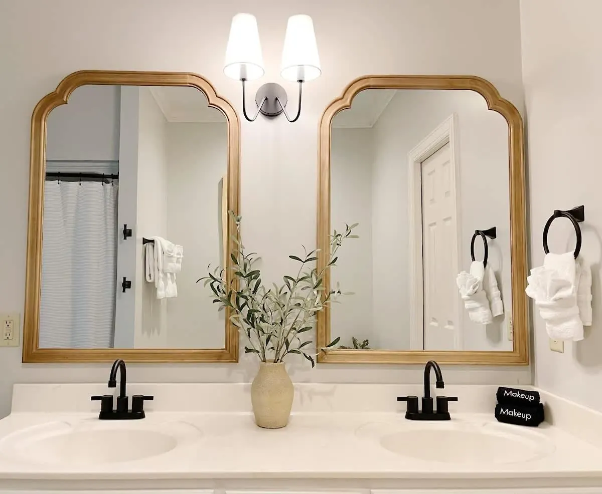 Sophisticated And Luxurious Details- Sleeps 18
