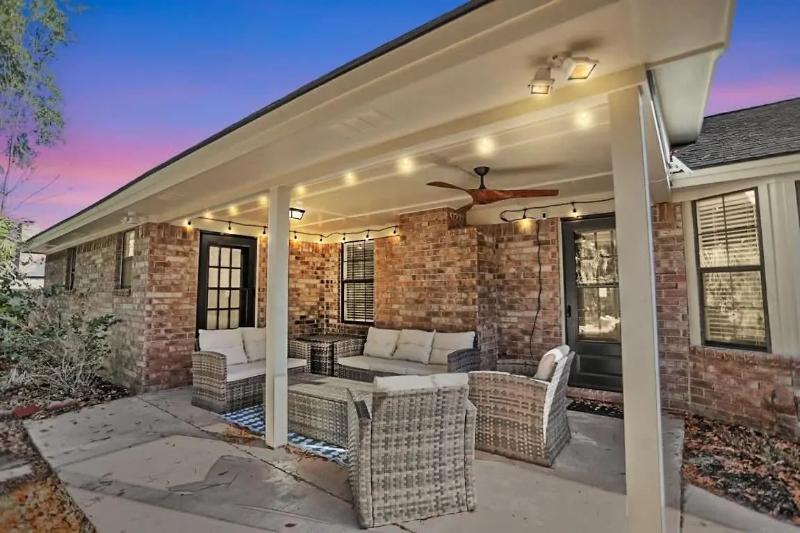 Holiday home Large Family-friendly W Near & *