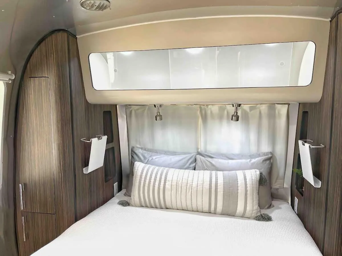 Cozy & Fun Airstream Camper Near Downtown & Parque de Campismo Savannah