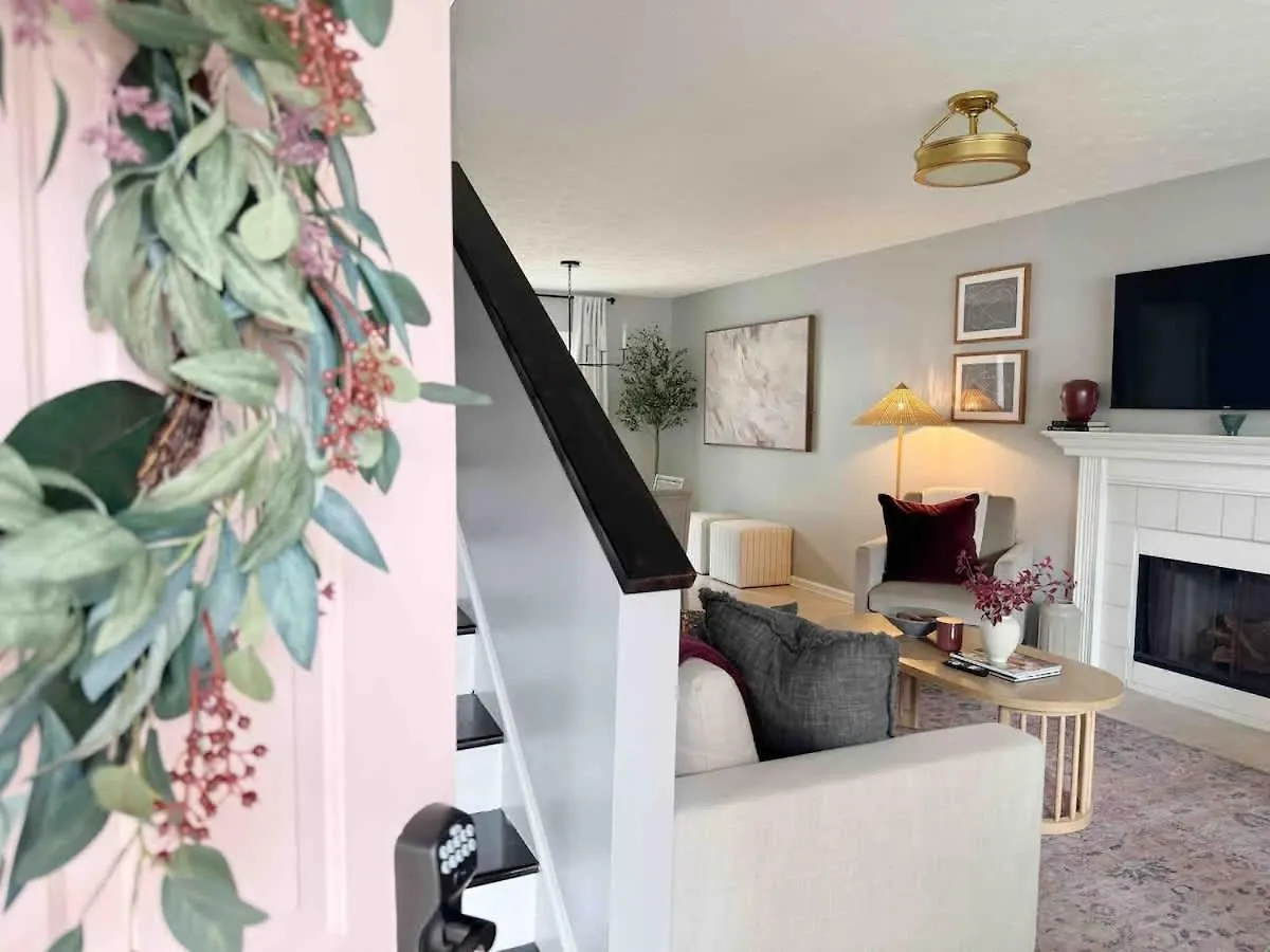Cozy Near & Downtown Dog Friendly Savannah