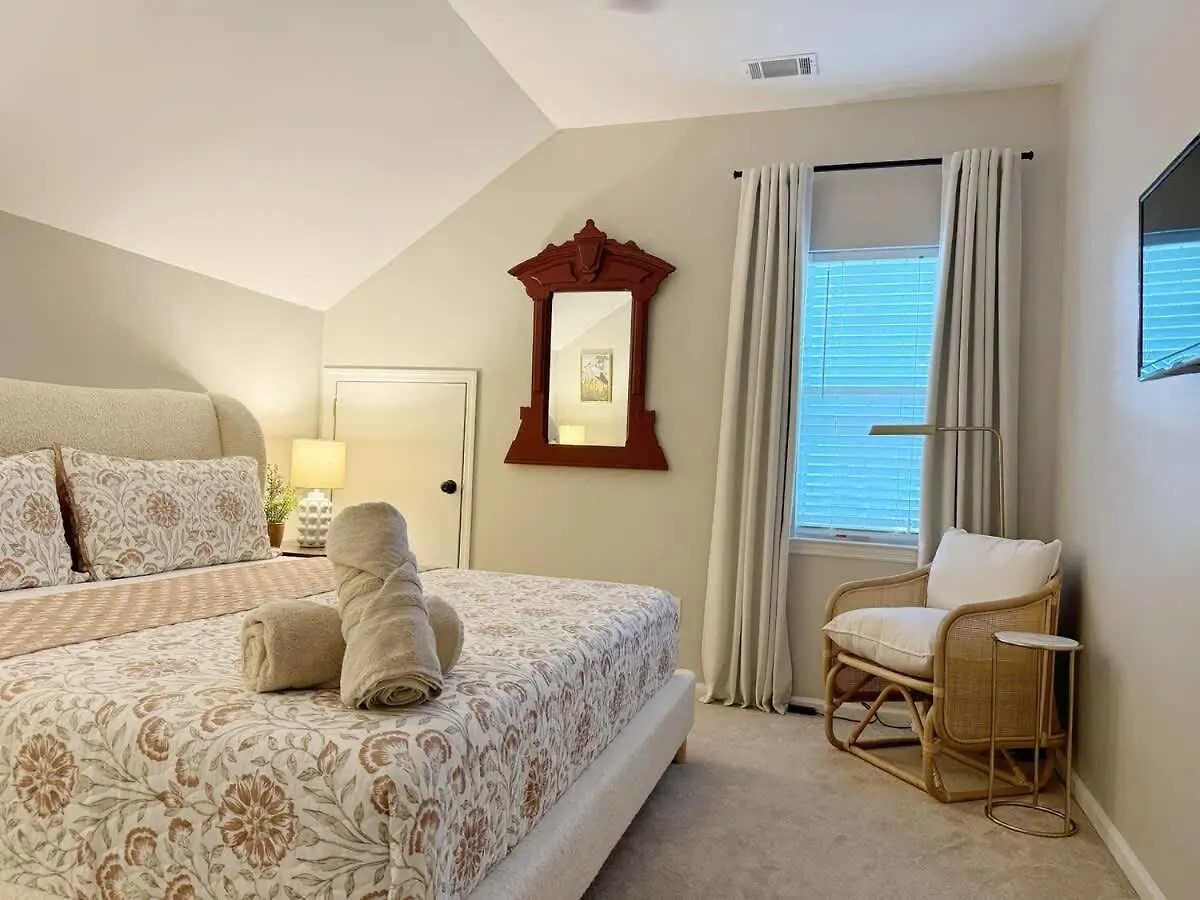 Holiday home Charming For Family And Dogs Near & Savannah