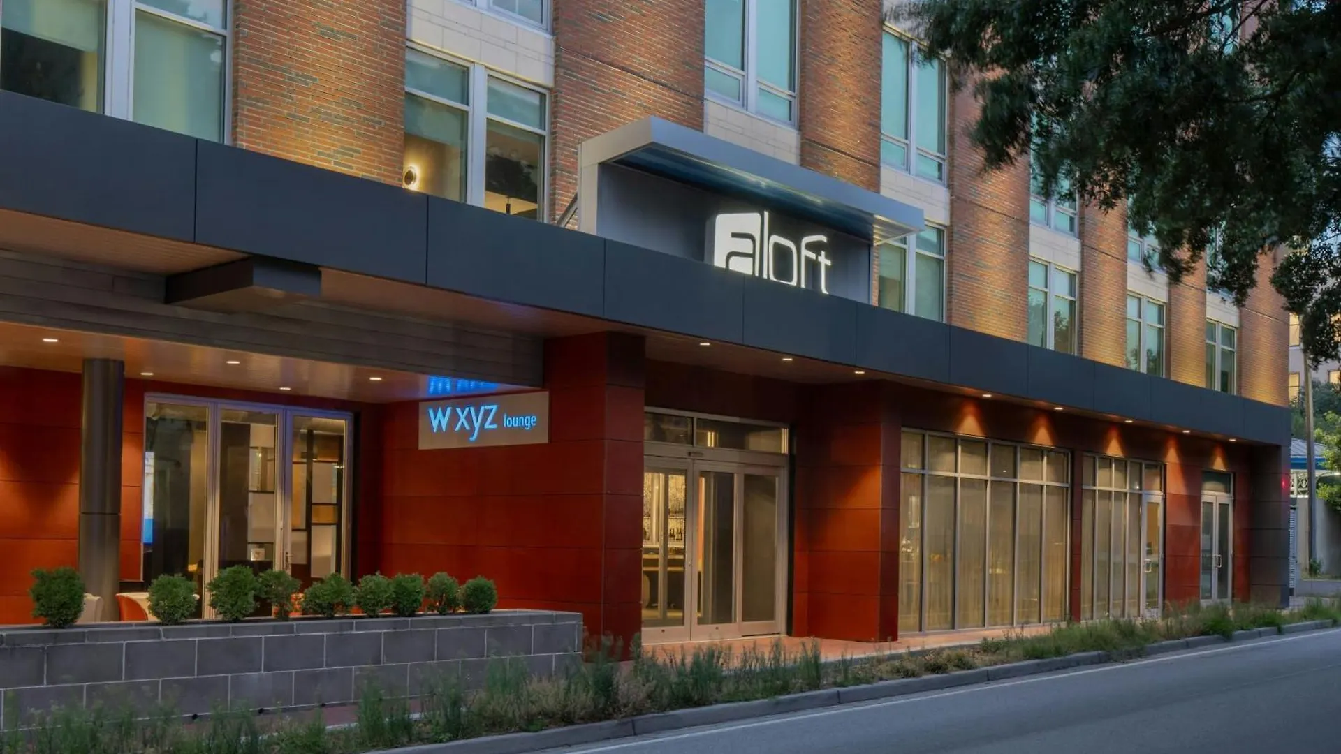 Aloft Downtown Historic District 3*