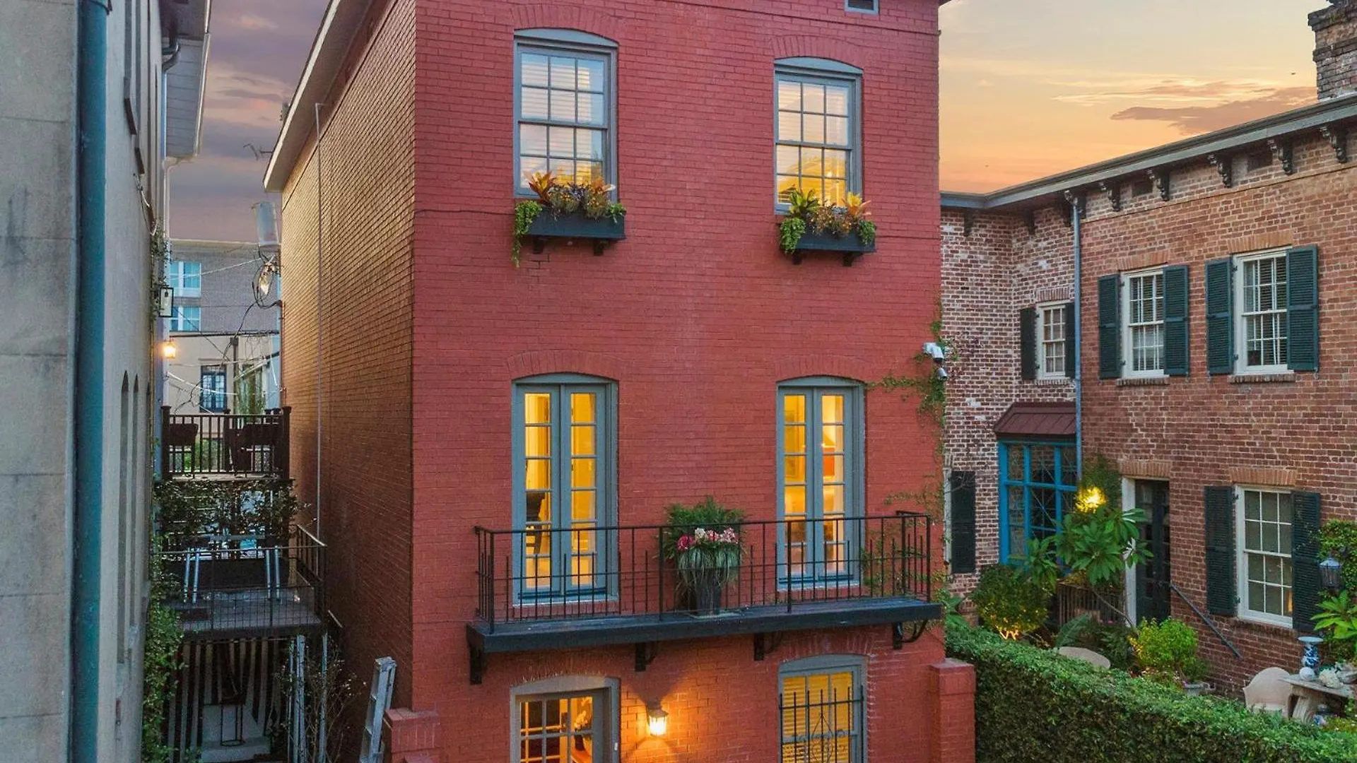Southern Belle Savannah