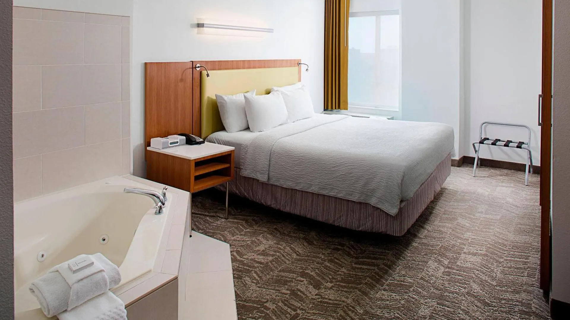 Springhill By Marriott Downtown Historic District Hotel