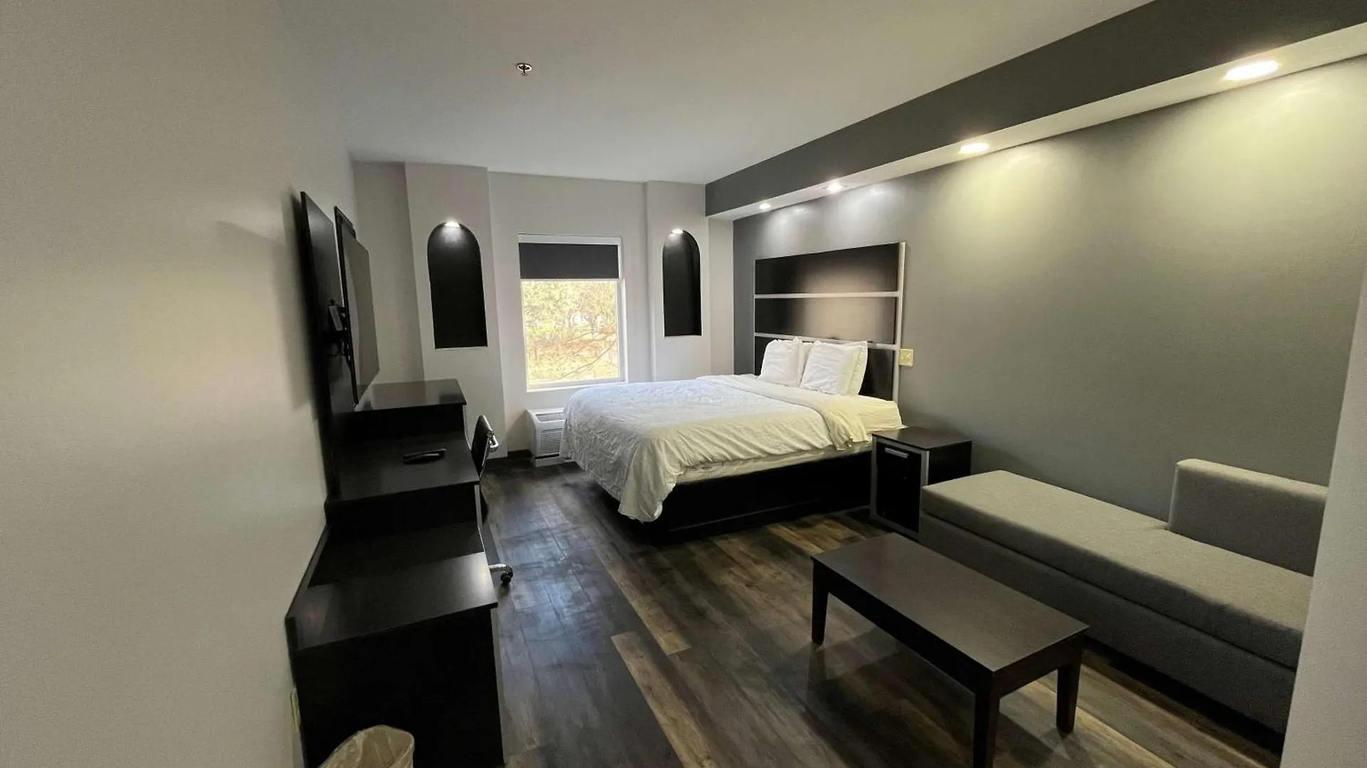 Sonesta Essential 3*
