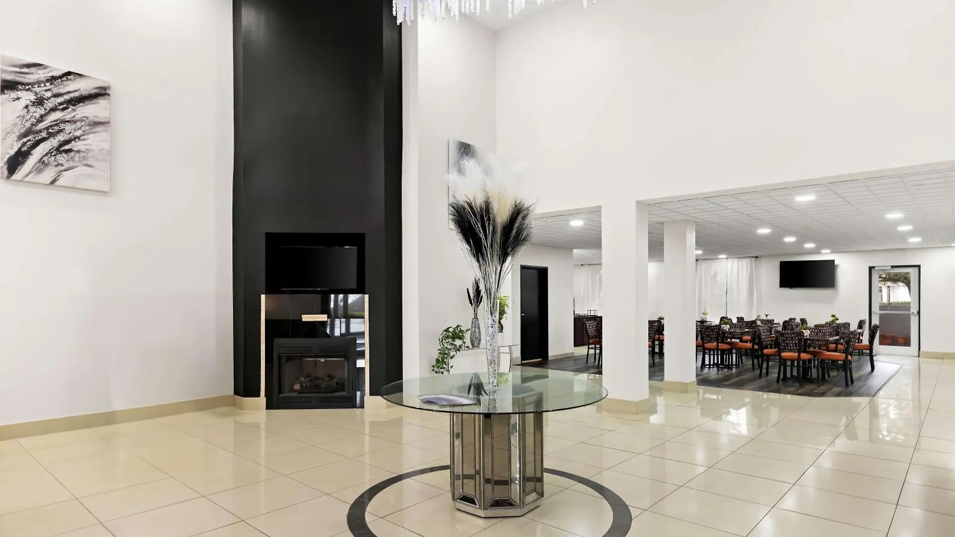 Hotel Sonesta Essential