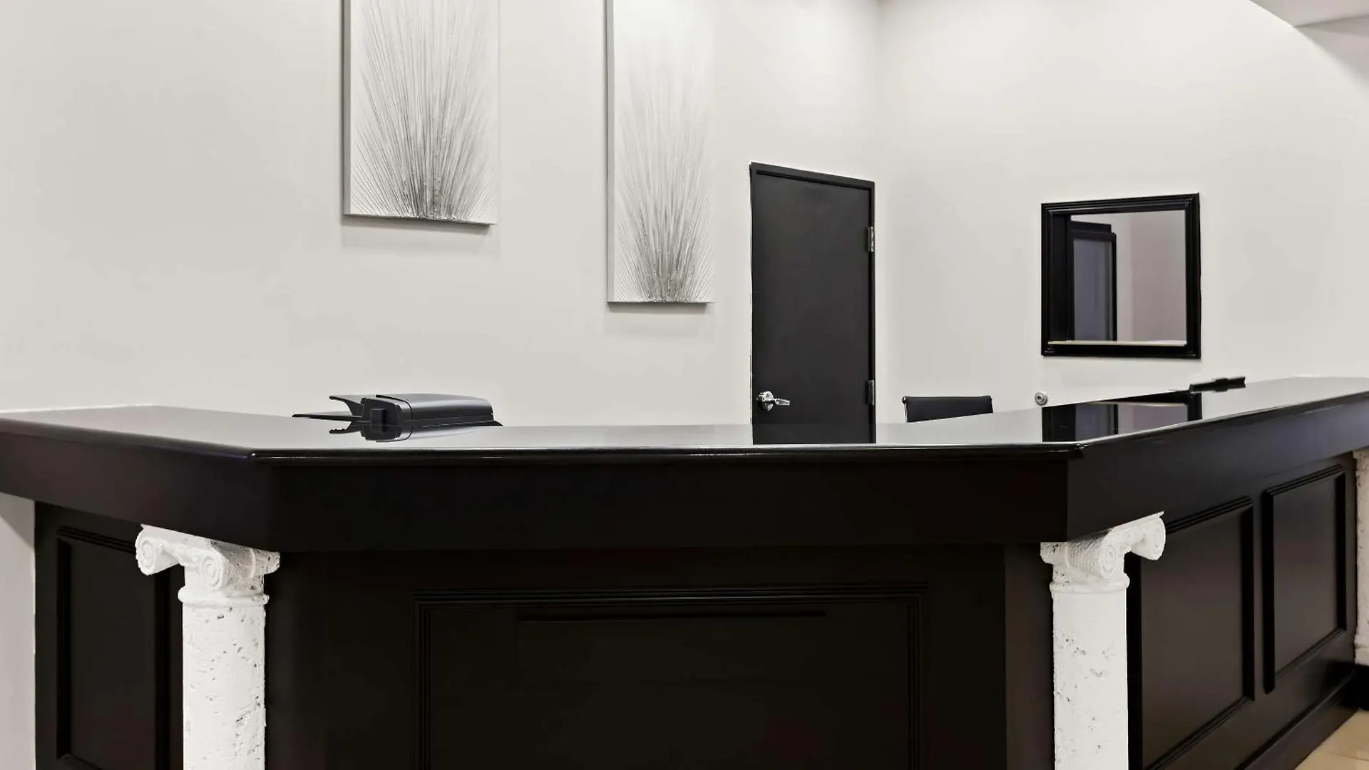 Hotel Sonesta Essential 3*