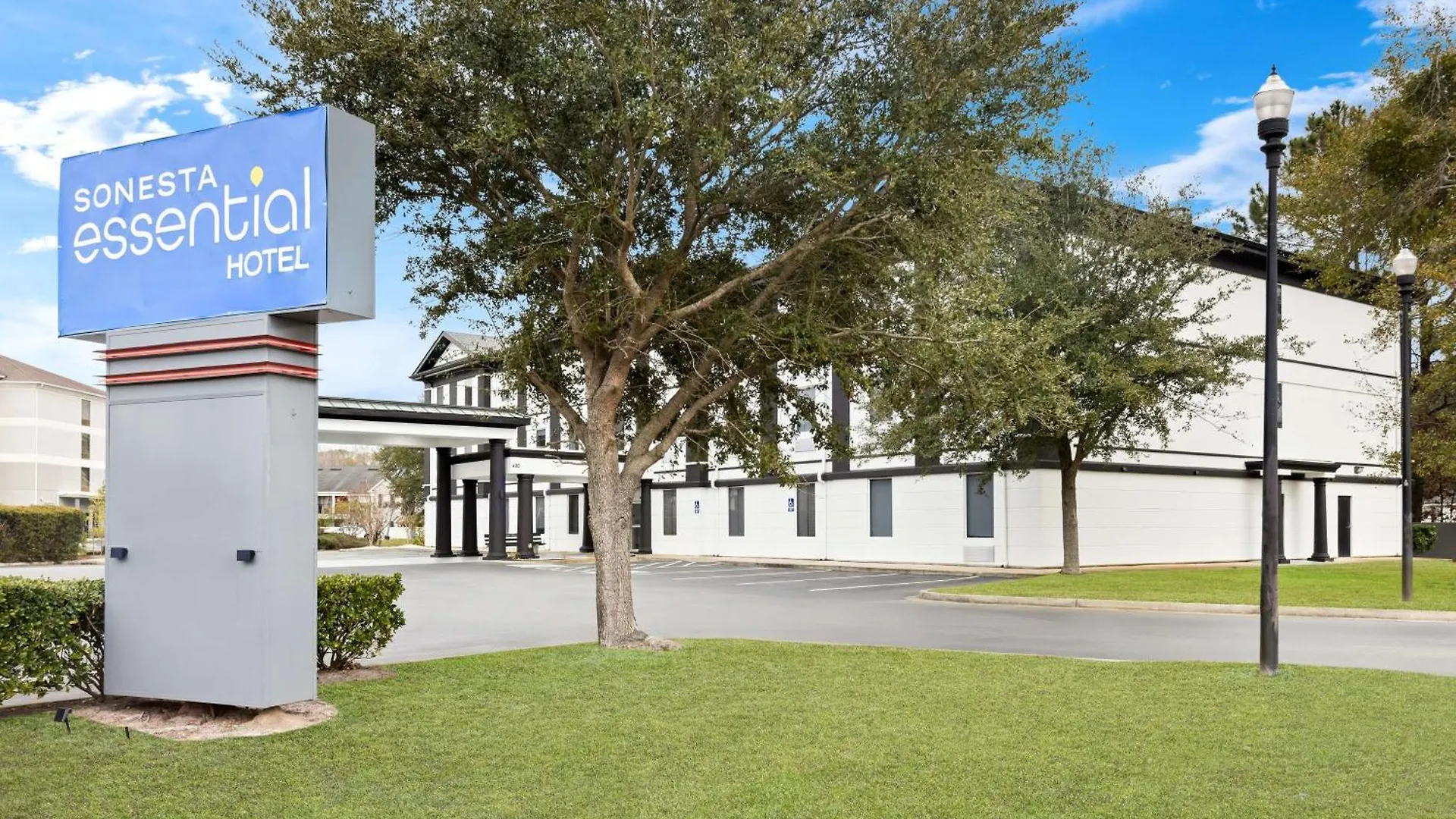 Hotel Sonesta Essential 3*