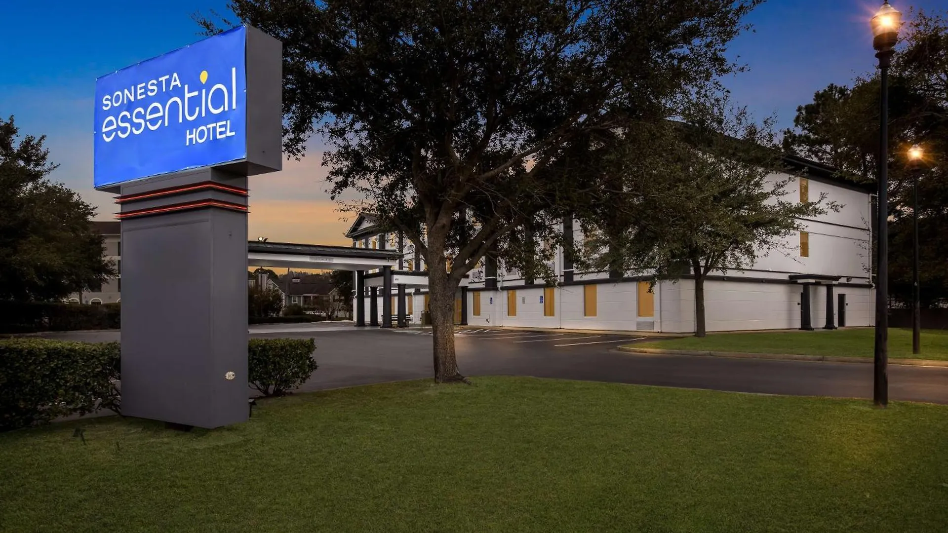 Sonesta Essential Hotel Savannah