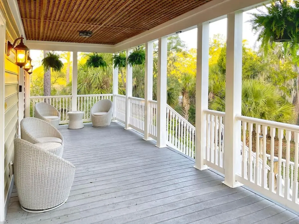 Holiday home Large And 2 Airstream Glampers & Midway To Tybee & Downtown With Fast Wifi And More! Savannah