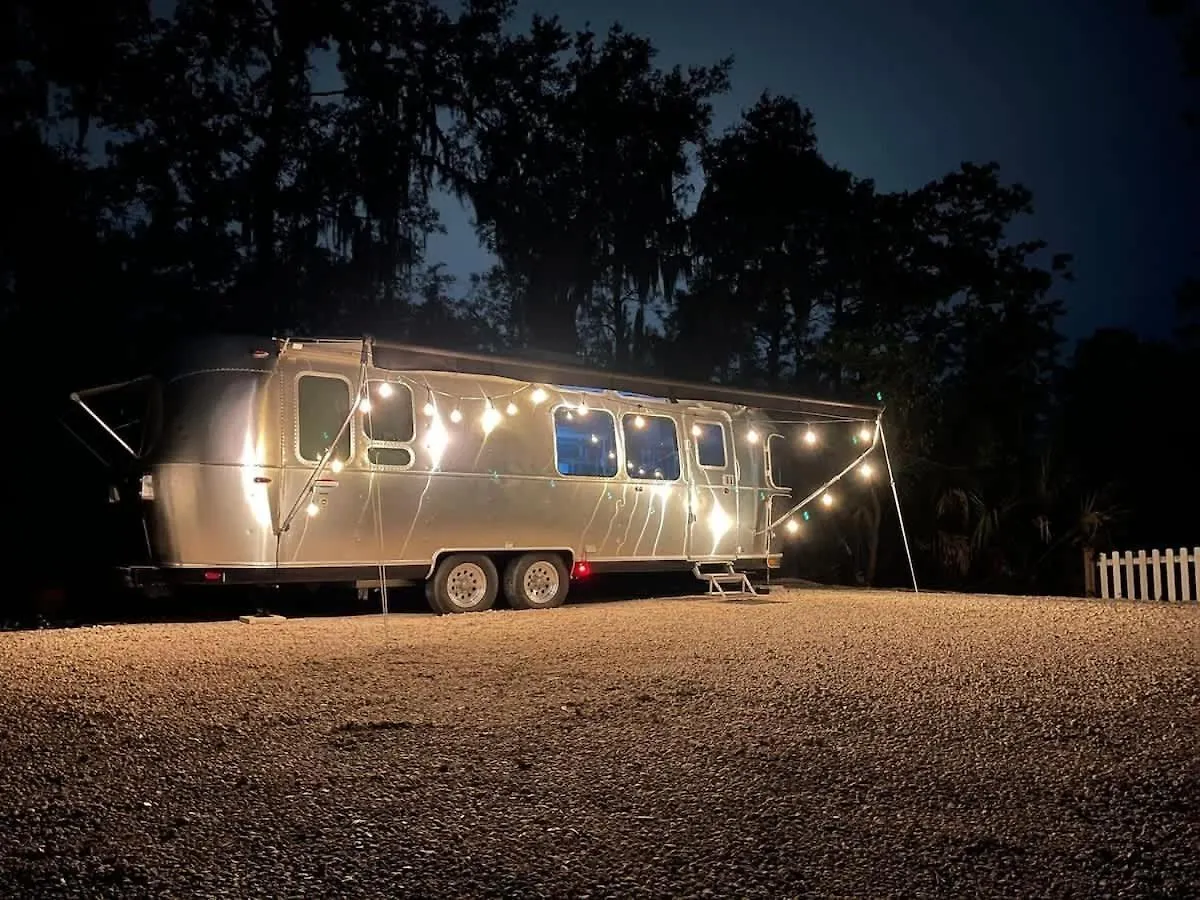 Large And 2 Airstream Glampers & Midway To Tybee & Downtown With Fast Wifi And More! Holiday home *