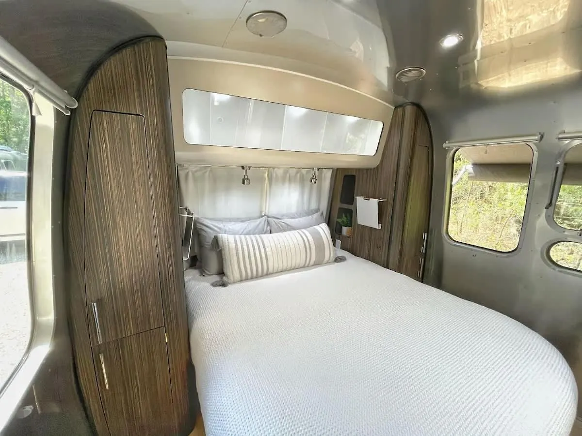 Large And 2 Airstream Glampers & Midway To Tybee & Downtown With Fast Wifi And More!