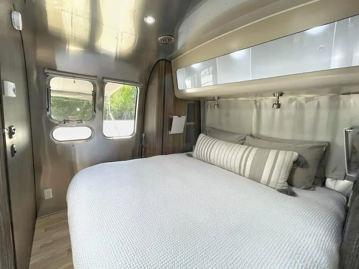 Large And 2 Airstream Glampers & Midway To Tybee & Downtown With Fast Wifi And More! Savannah