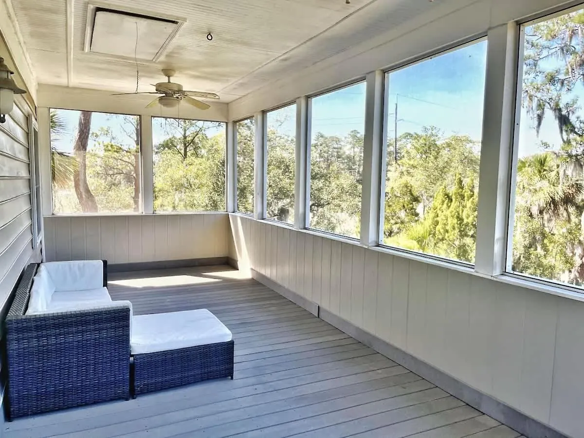 Holiday home Large And 2 Airstream Glampers & Midway To Tybee & Downtown With Fast Wifi And More! *