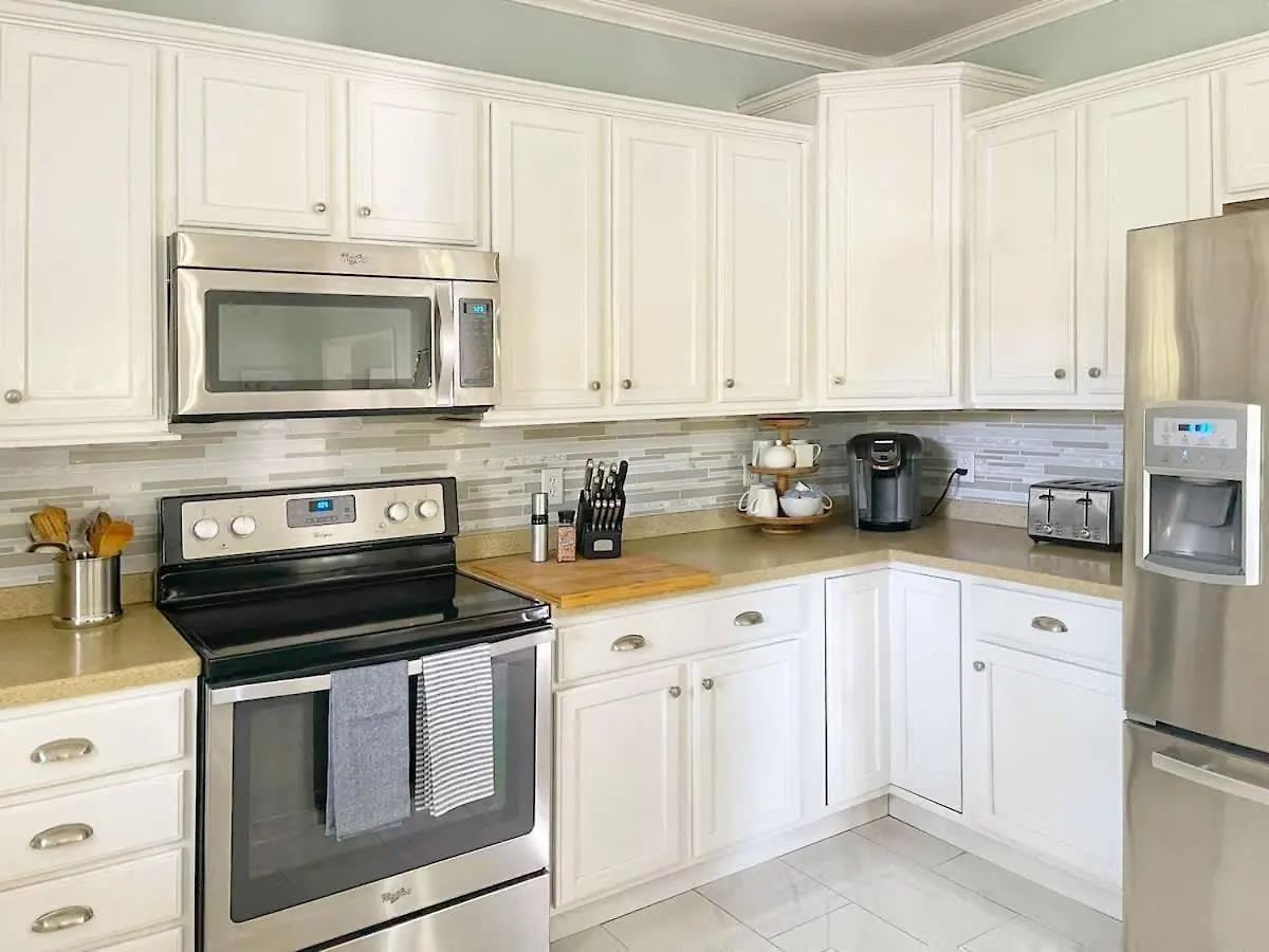 Holiday home Large And 2 Airstream Glampers & Midway To Tybee & Downtown With Fast Wifi And More!