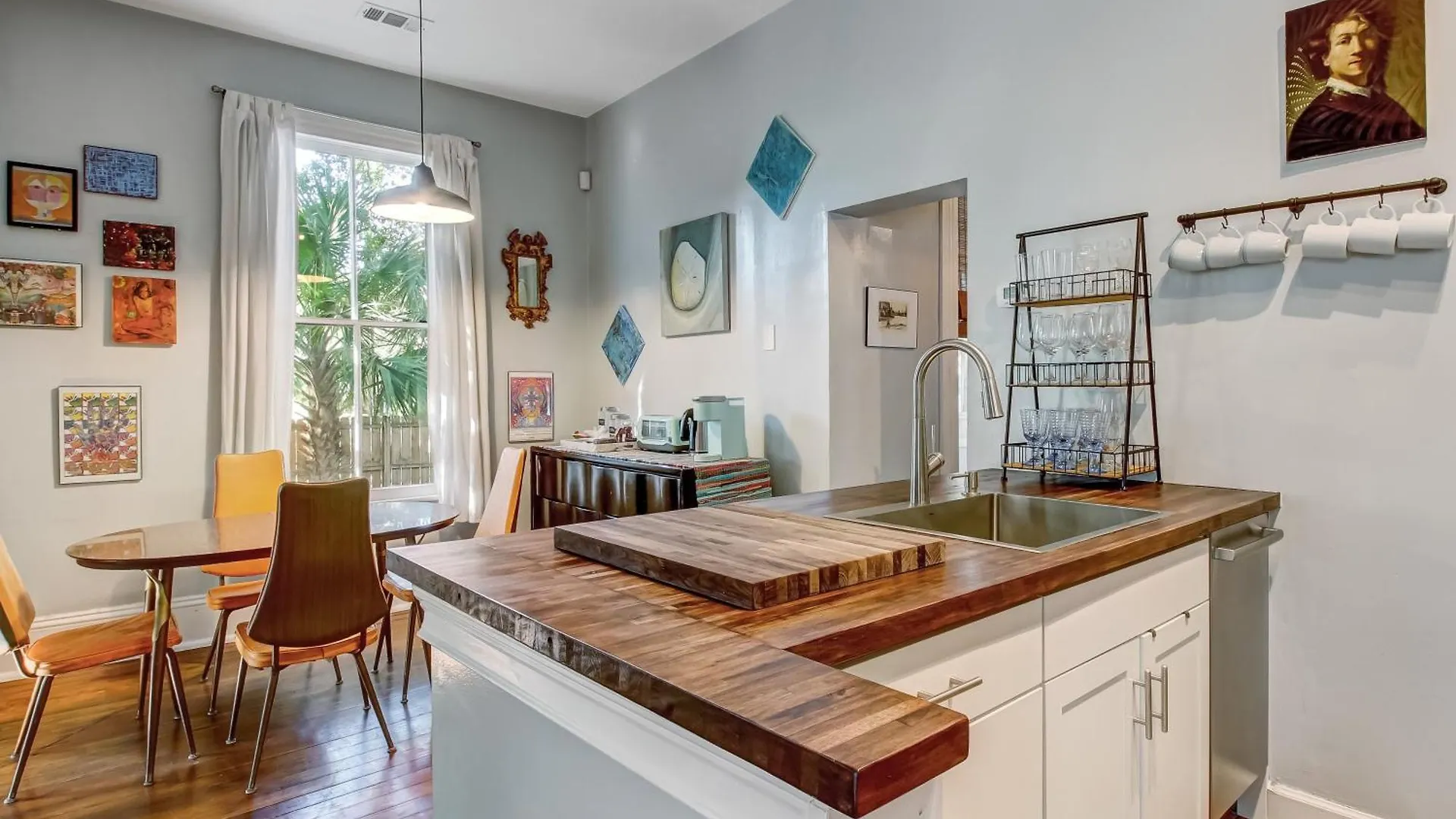 Cute Thomas Square Monthly Heated Pool Access By Southern Belle 1388 * Savannah