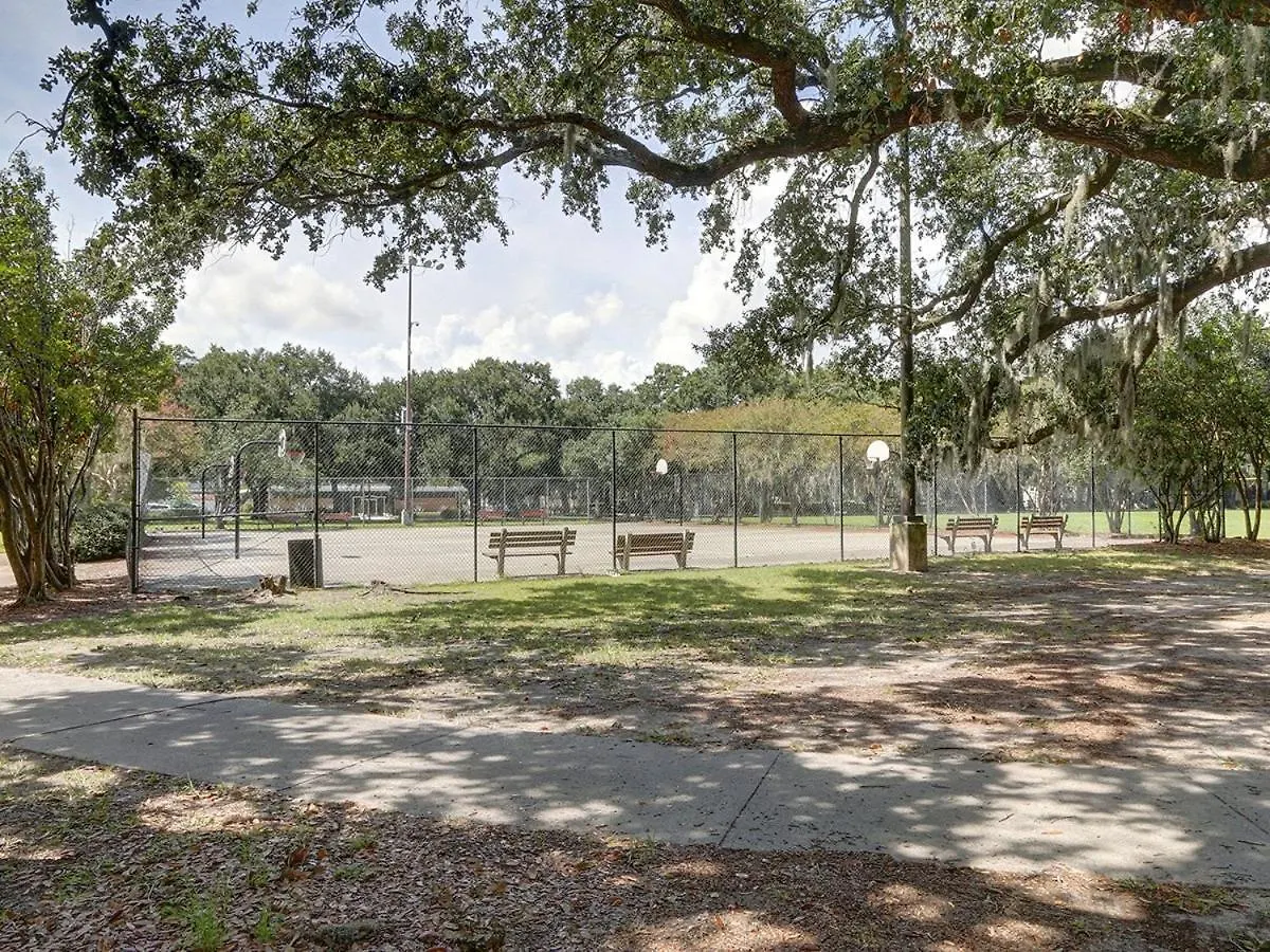Cozy Near Forsyth Park Monthly Heated Pool Access By Southern Belle 1391 Holiday home Savannah