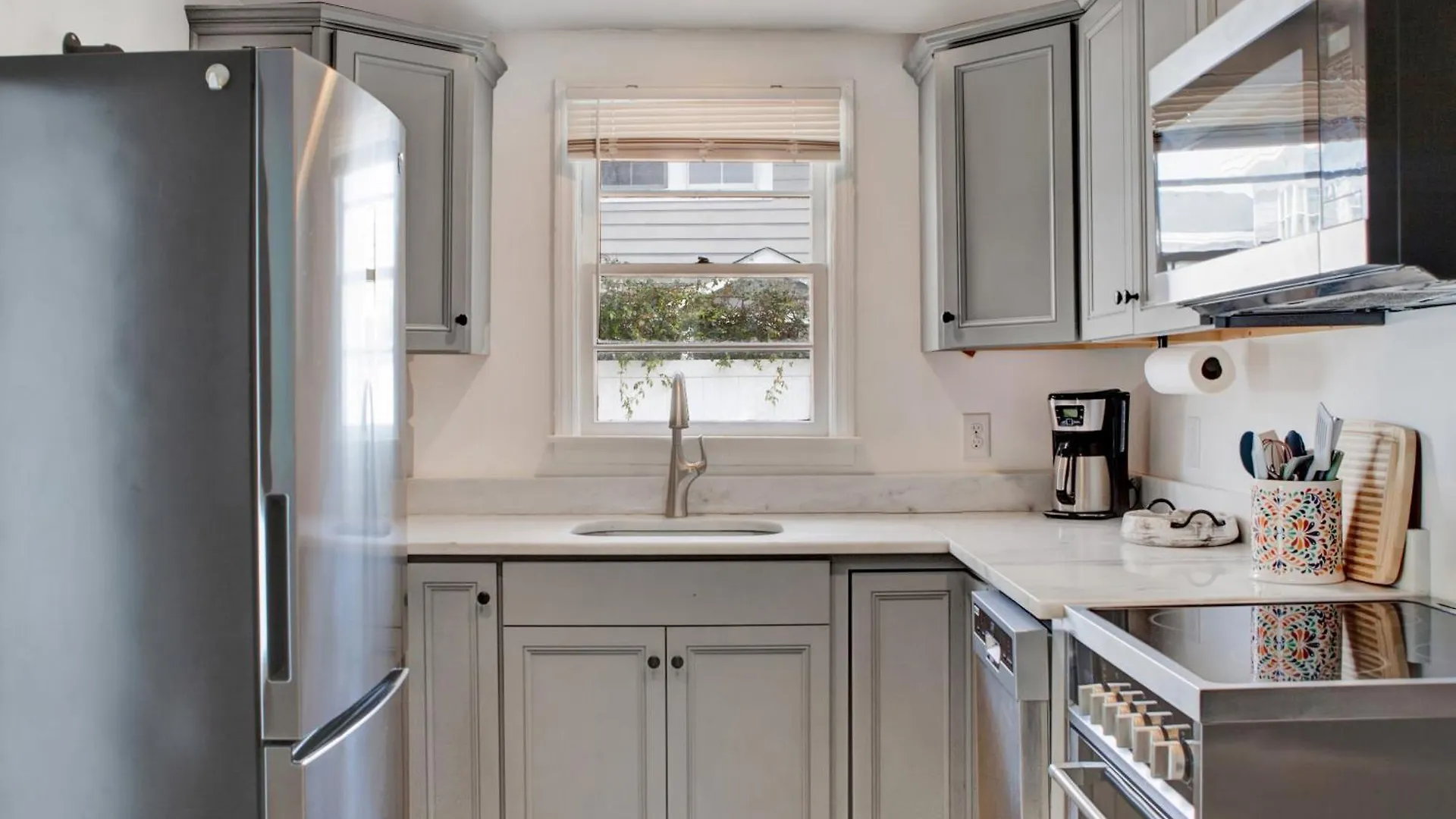Cozy Near Forsyth Park Monthly Heated Pool Access By Southern Belle 1391 *