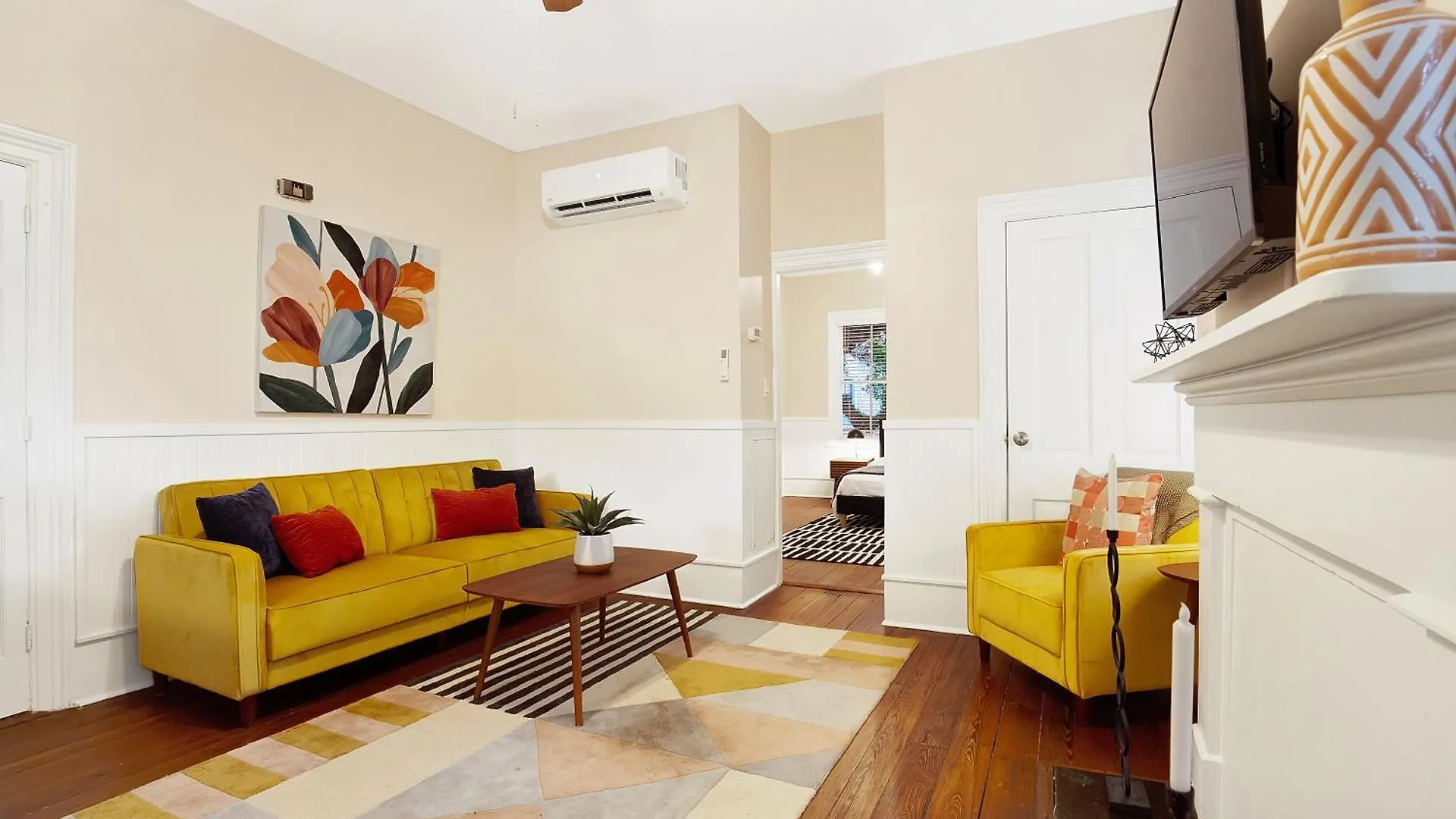 Comfortable Executive By The Park Heated Pool Access 1394 * Savannah
