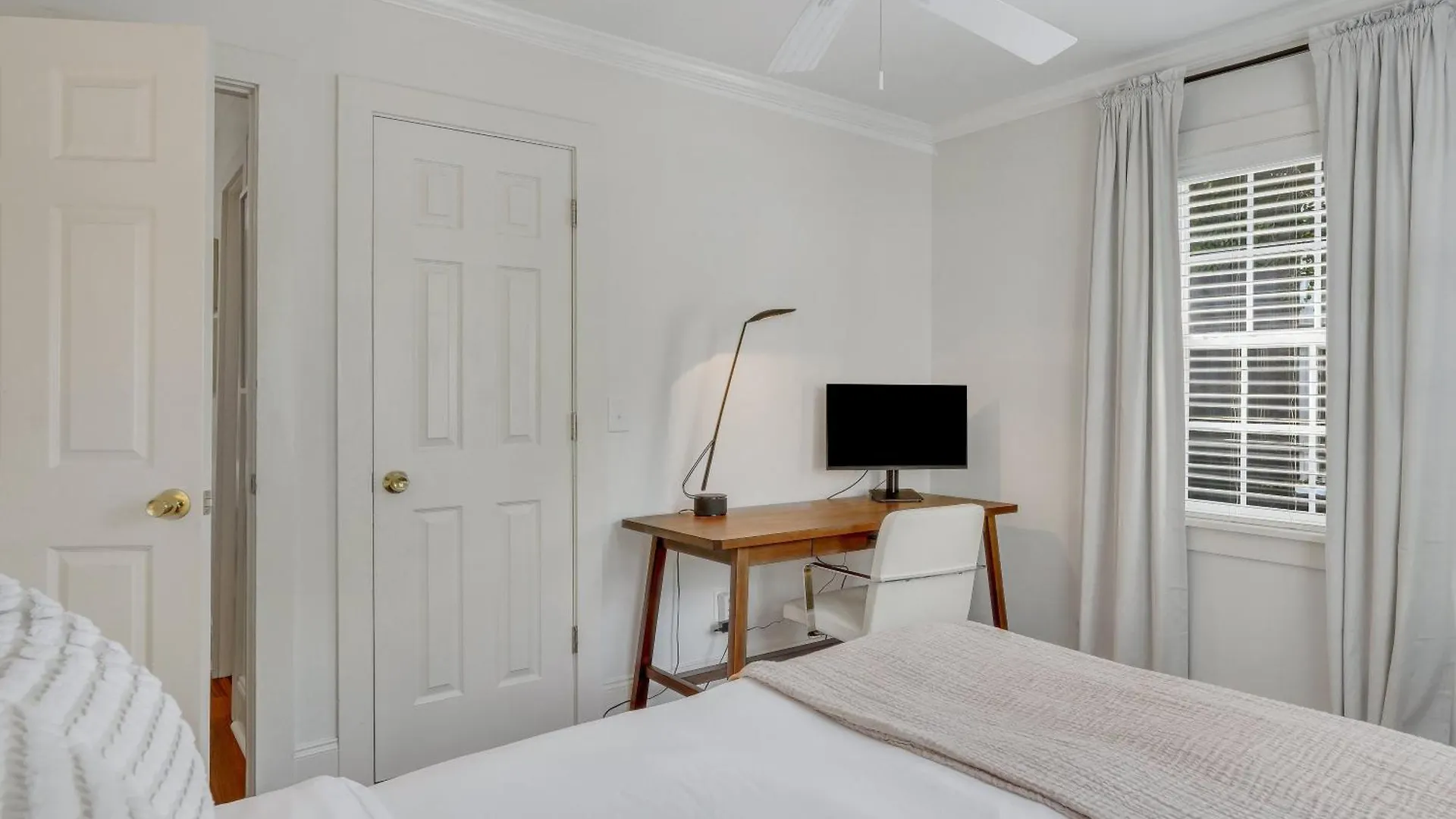 Dom wakacyjny Charming Near Forsyth Park Heated Pool Access Walk To Restaurants Historic Sites 1390