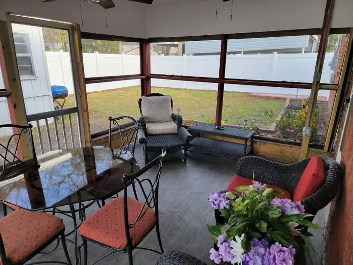 Hotel Cozy Oak Street Luxury
