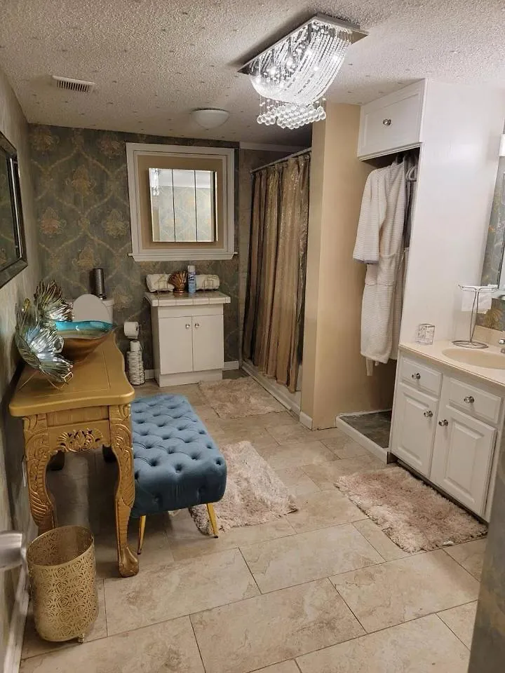 Hotel Cozy Oak Street Luxury 5*