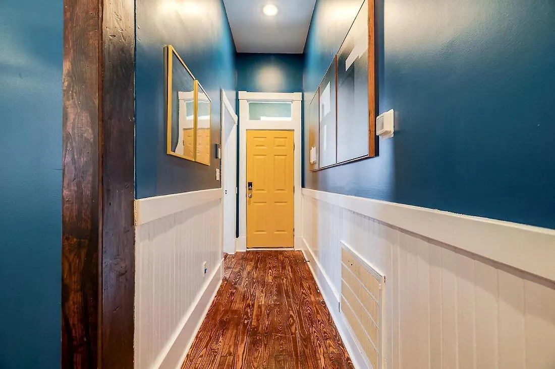 Red Brick Beauty In Downtown Chalet