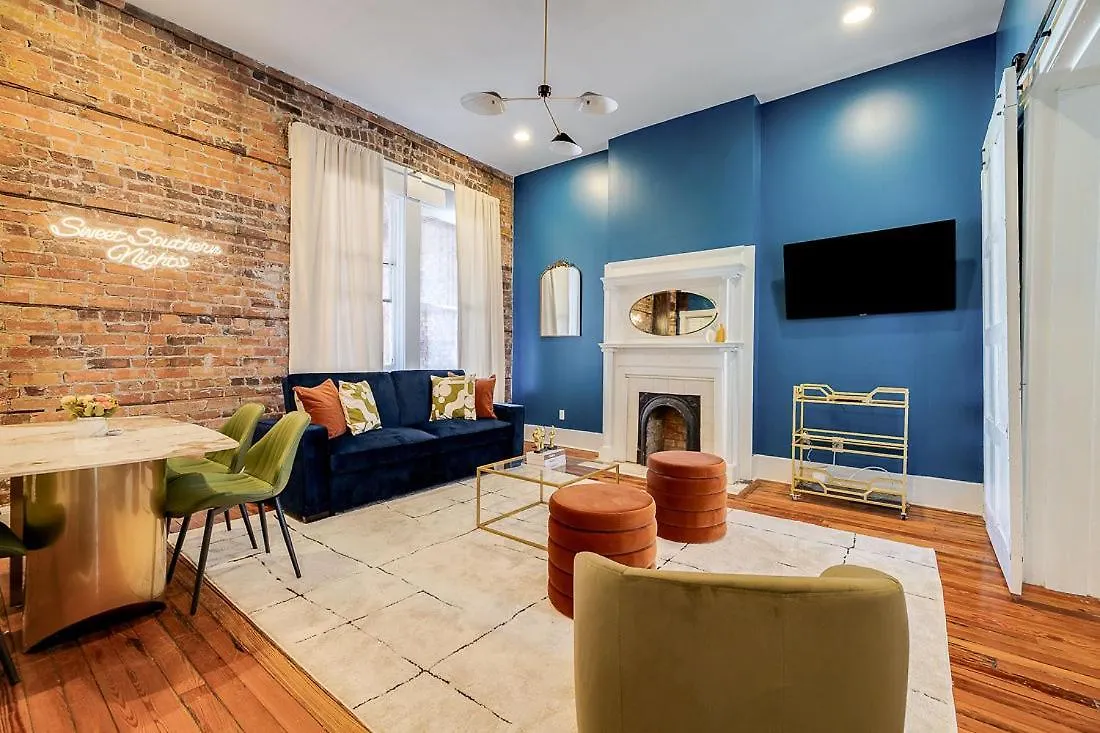 Red Brick Beauty In Downtown