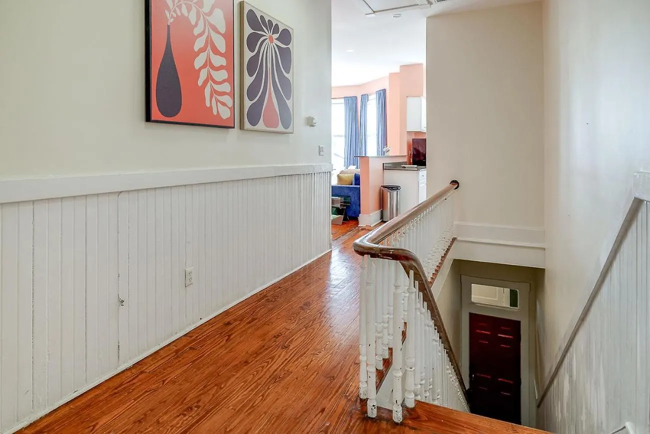 Cozy In Downtown Close To Forsythe Park Appartement