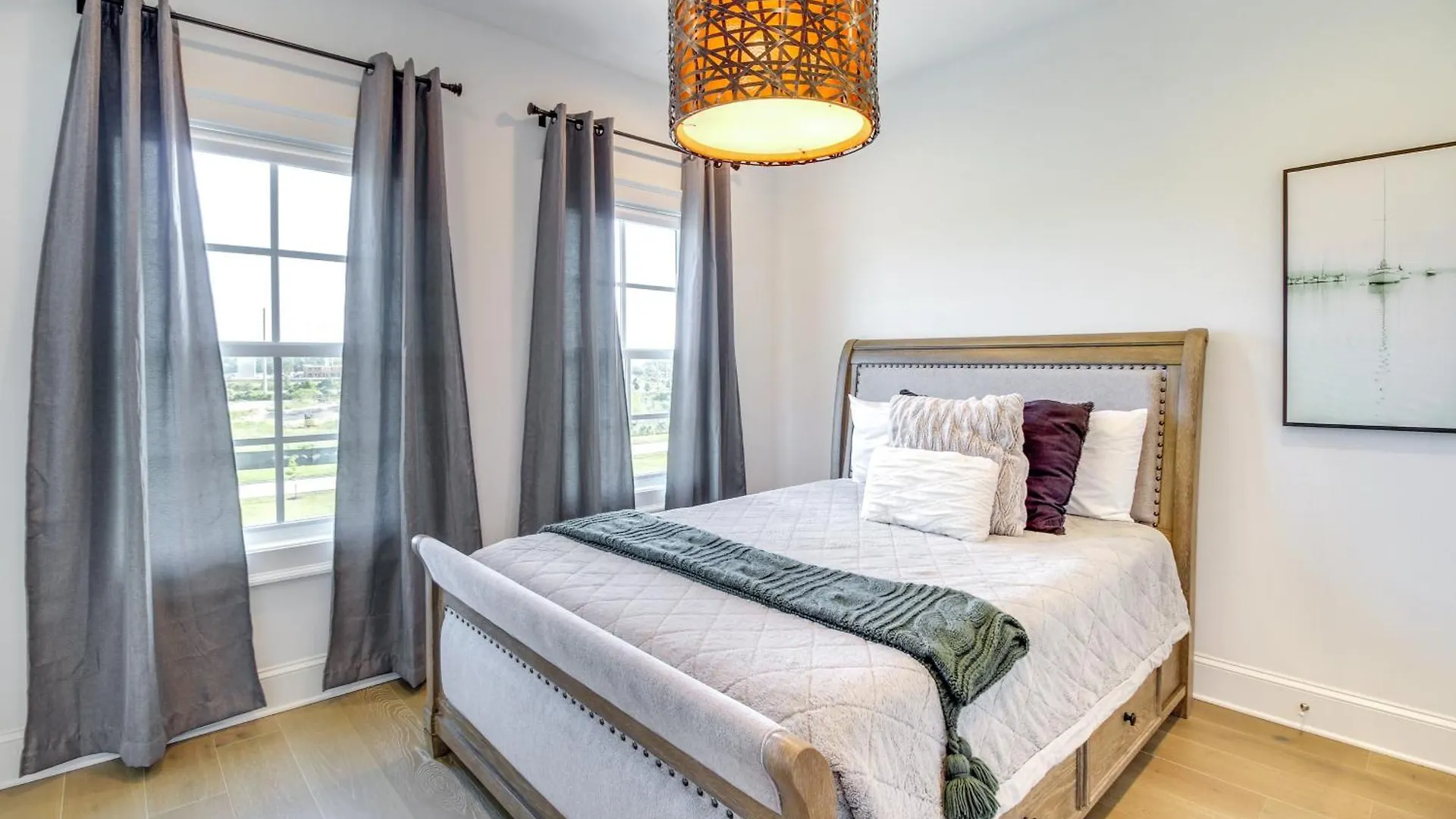 Charming Townhome - 1 Block To Riverwalk! *