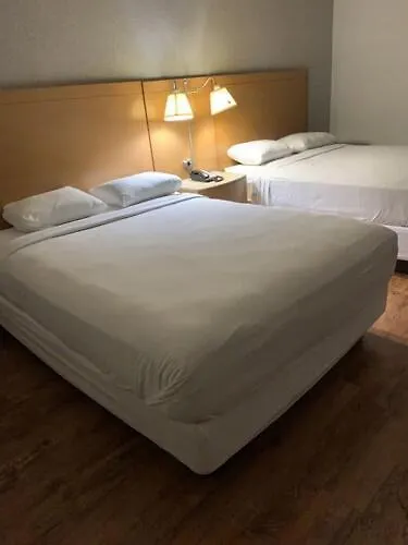Hotel 6 Ga Gateway & I95