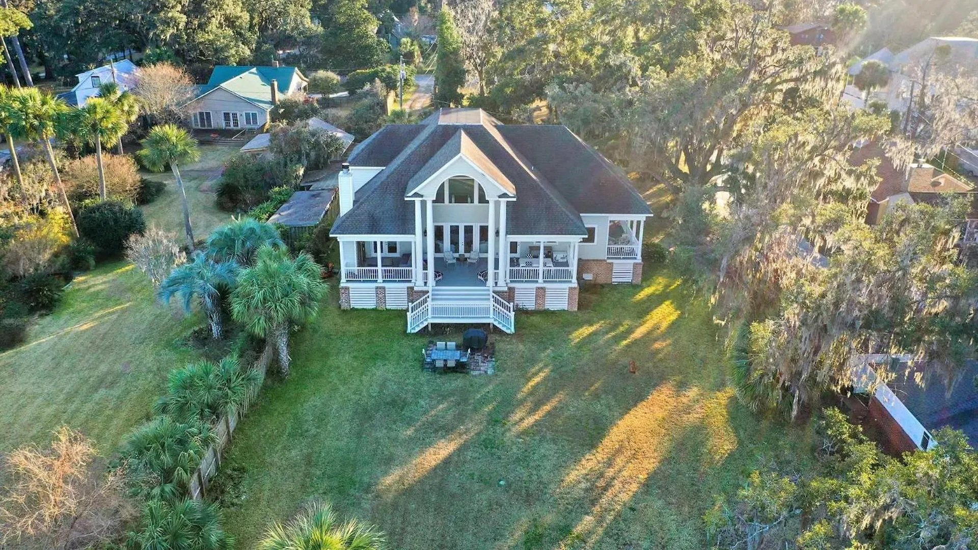 Whitemarsh Island Deep Water Estate Holiday home Savannah