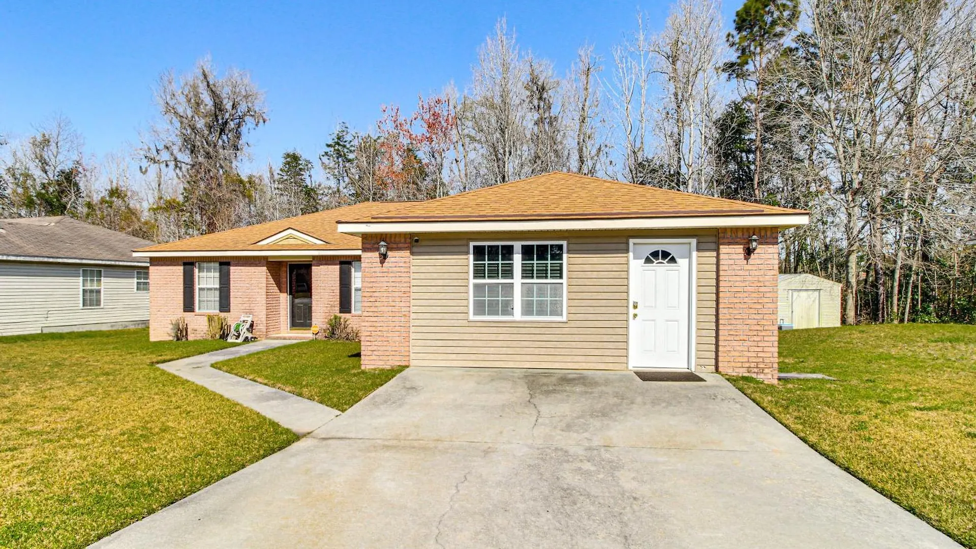Holiday home 3 Mi To Hunter Army Airfield With Serene Deck