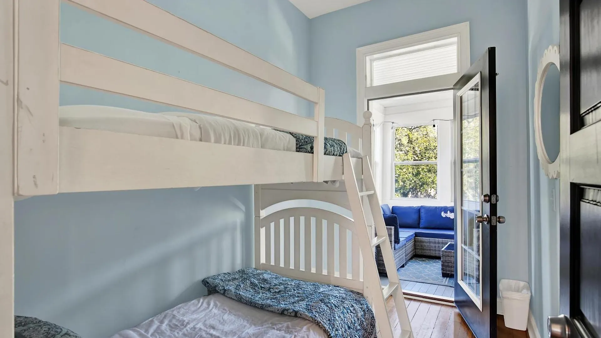 Starland Perch Estate Holiday home Savannah