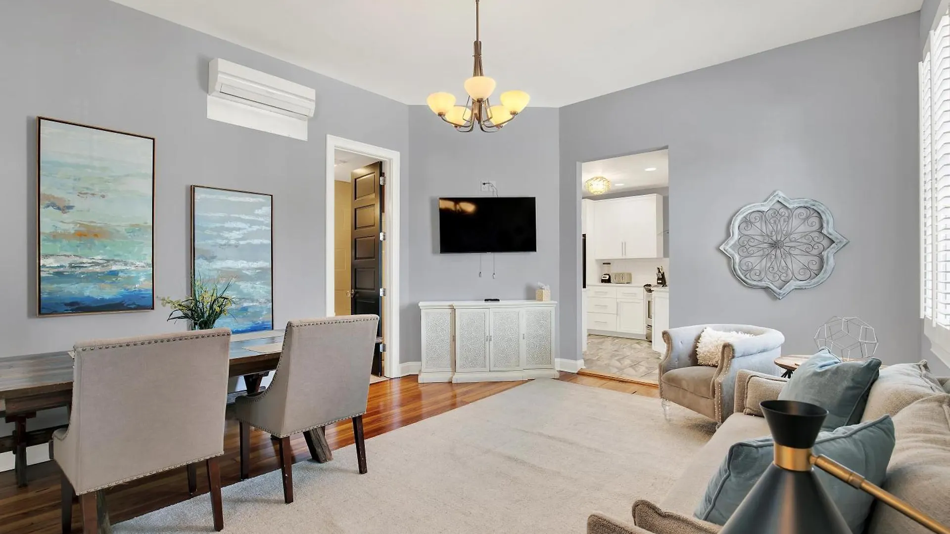 Starland Perch Upper Apartment