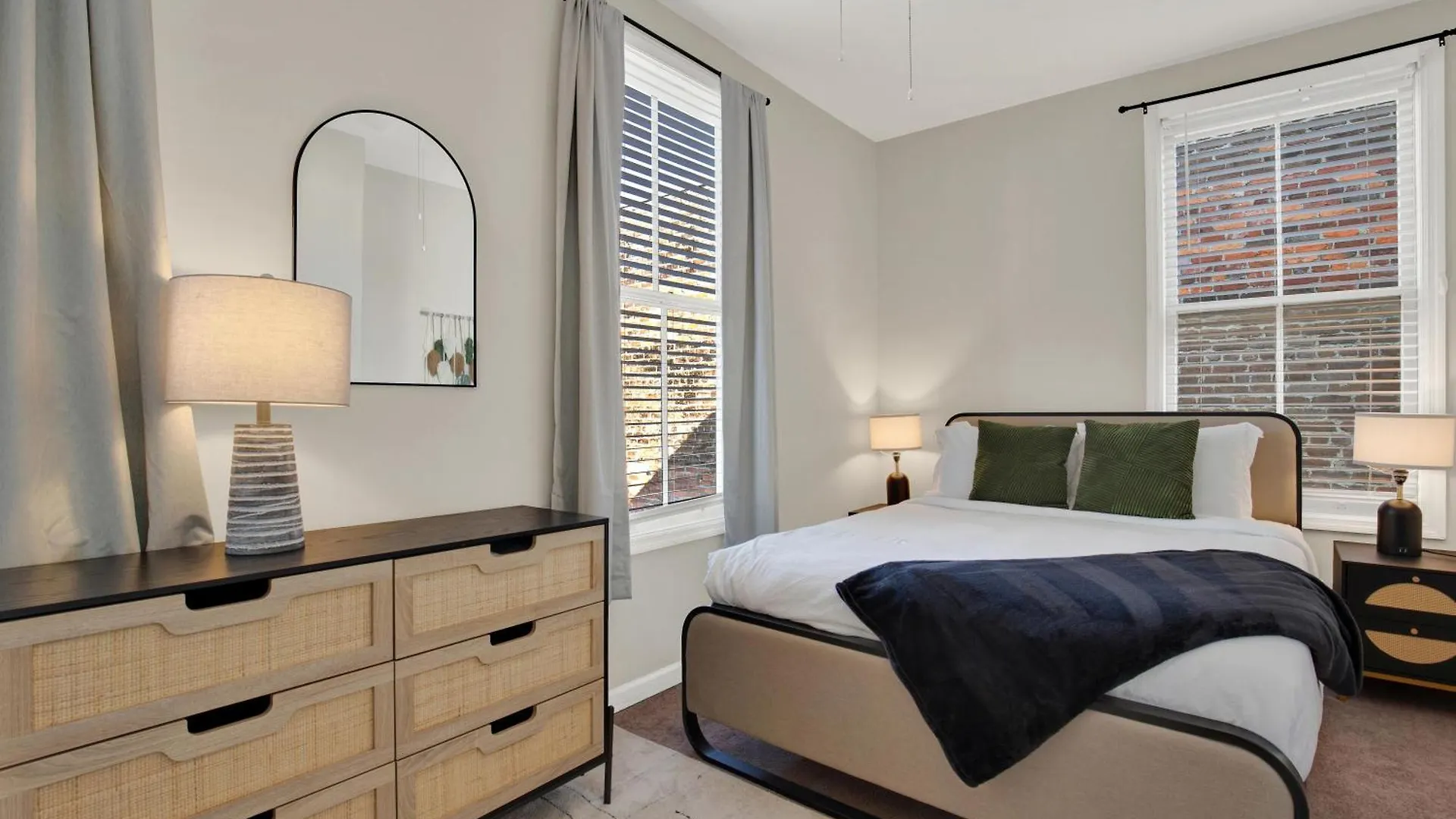 Crawford Square Hideaway Savannah