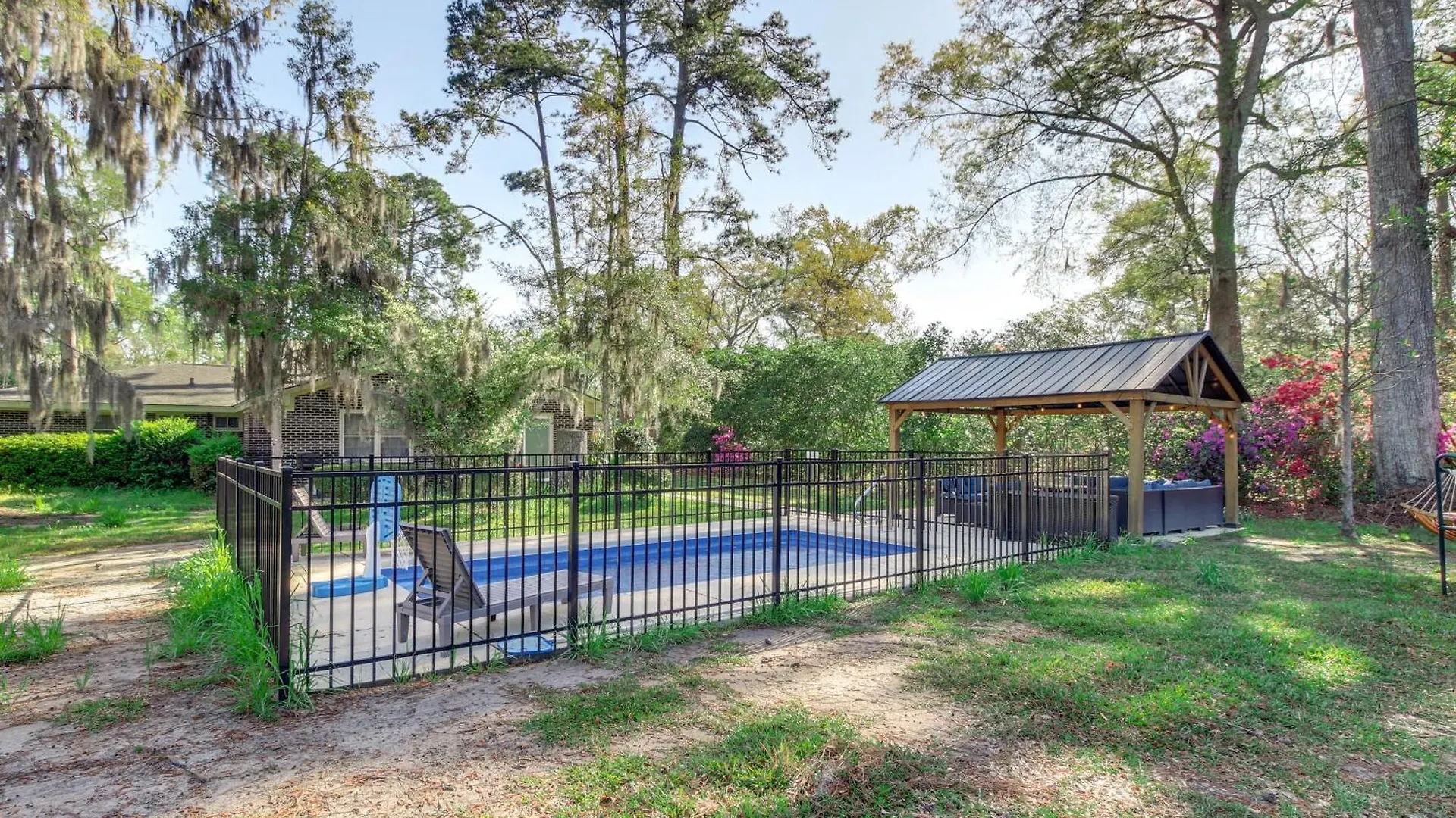 度假居 4 Mi To With Gazebo And Seasonal Pool! *