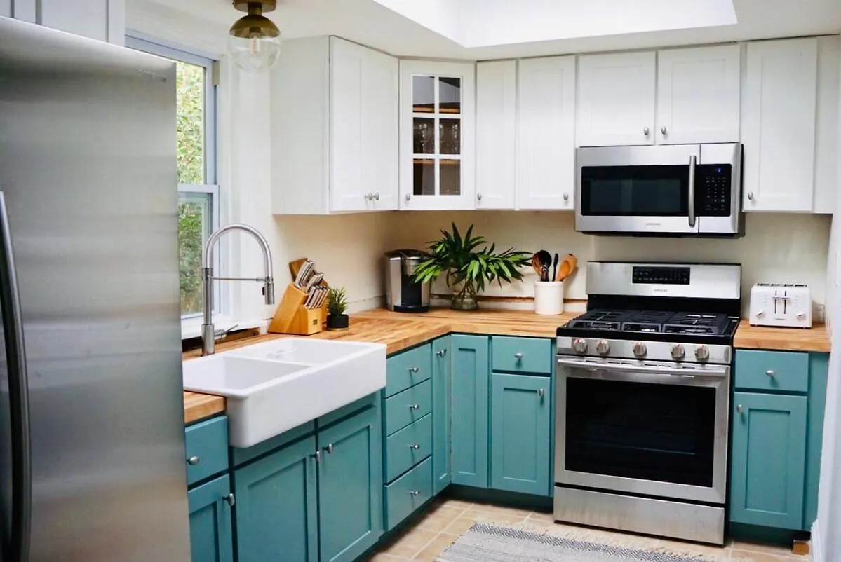 Stunning Forsyth Park Victorian - Walk To It All! Casa vacanze
