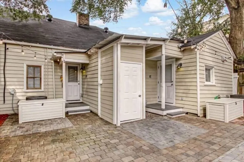 Hot Tubs - Dt Duplex - Two Blocks Off Forsyth Park Hébergement de vacances Savannah