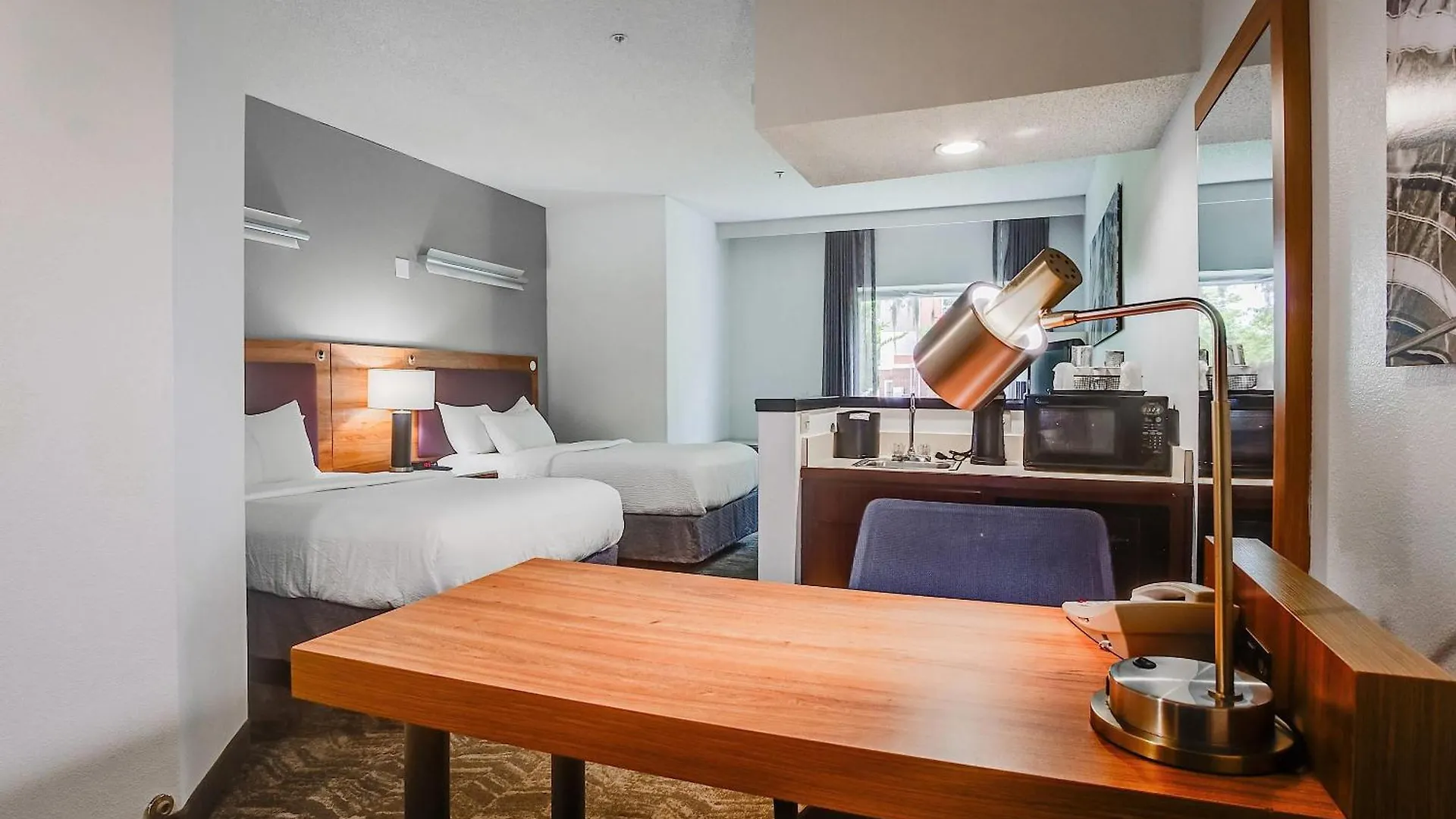 Country & By Radisson, Southside Otel 3*