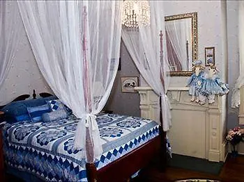 Bed & Breakfast Roussell's Garden Savannah