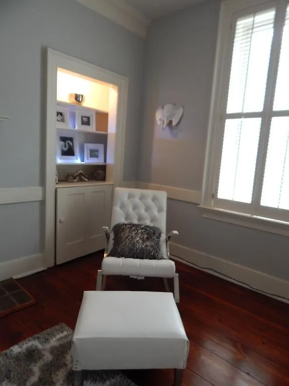 The Dulinn On York Apartment Savannah