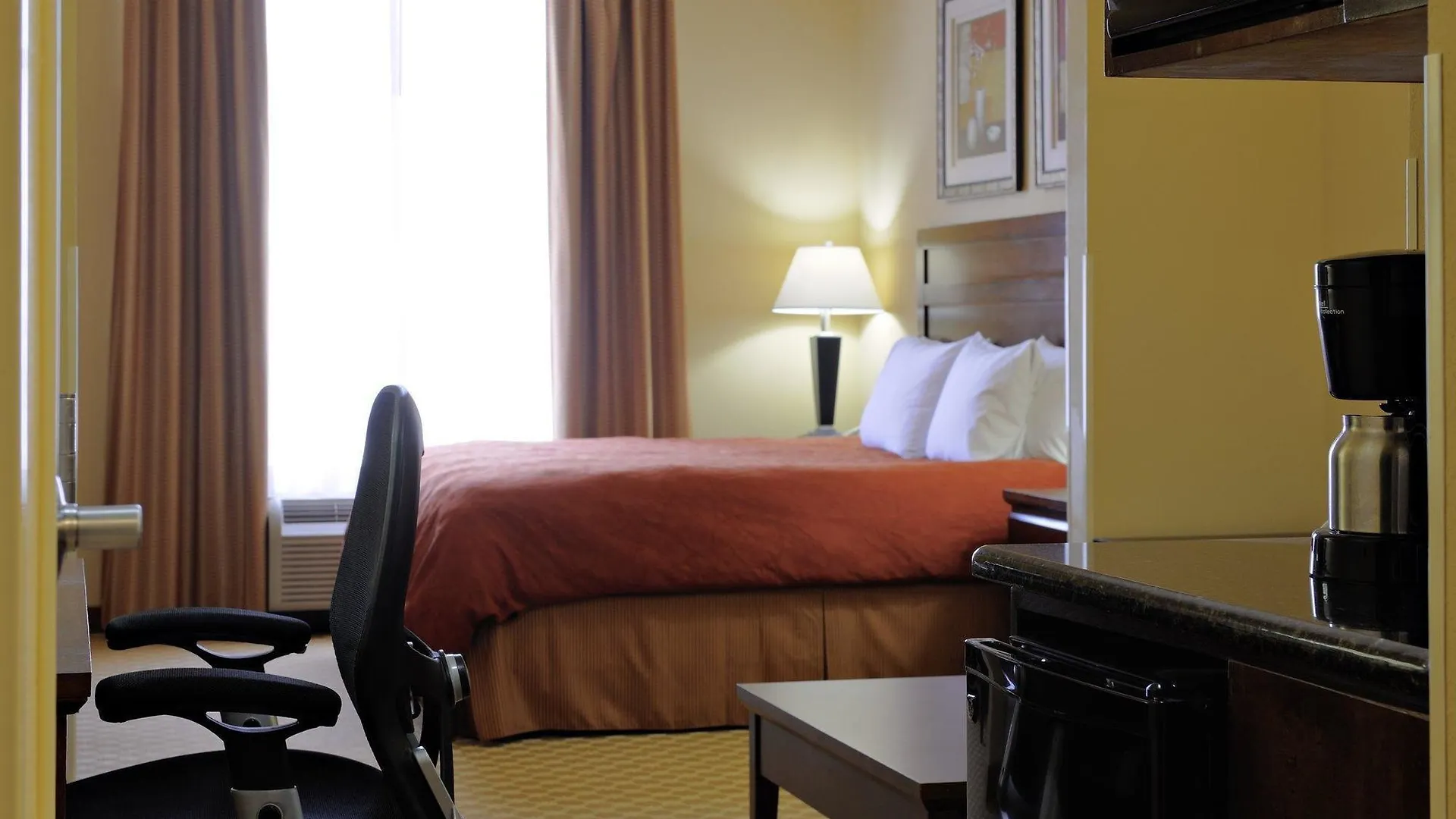 Country & By Radisson, Airport, Ga 3* Savannah