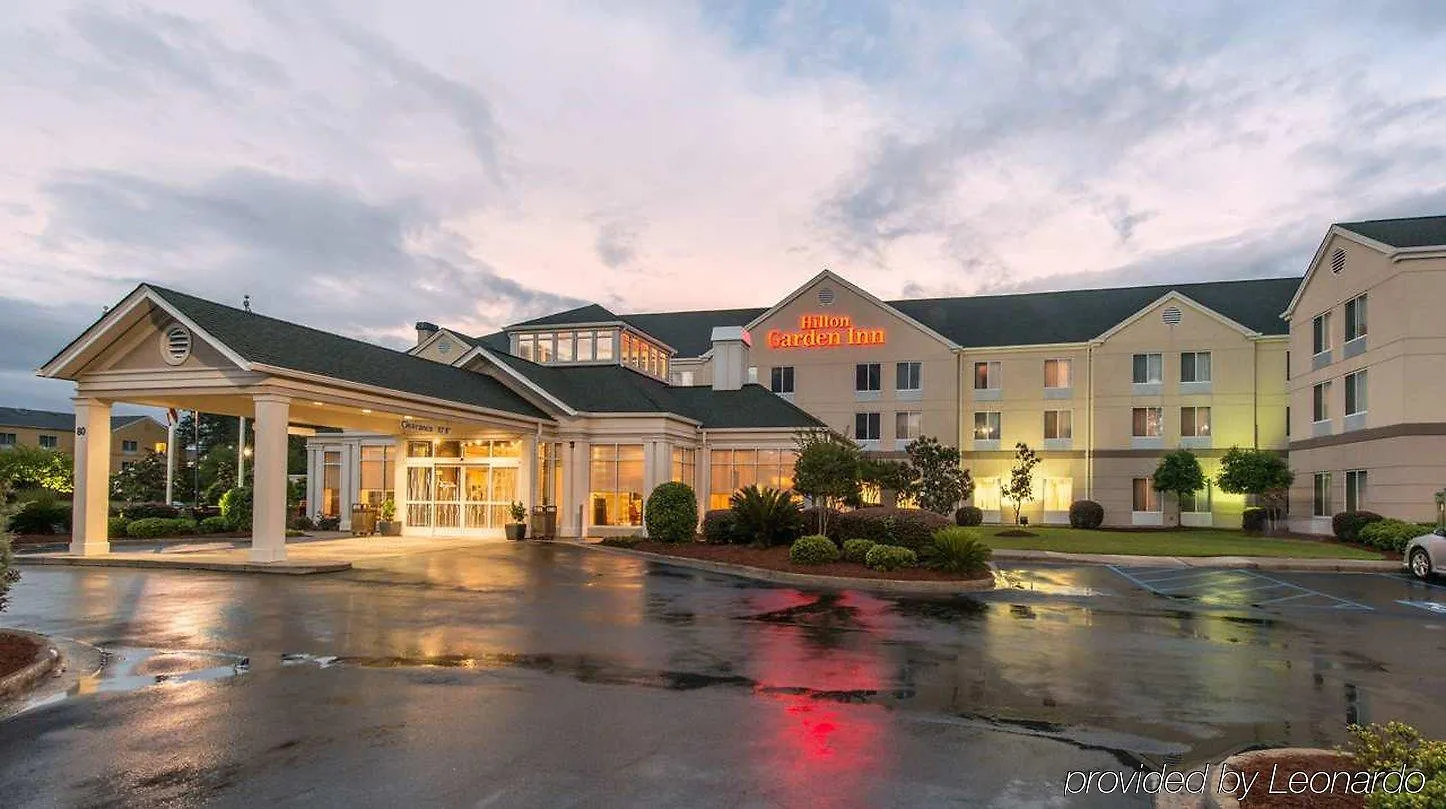 Hilton Garden Airport