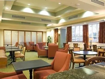 酒店 萨凡纳/市中心汉普顿酒店兼套房
