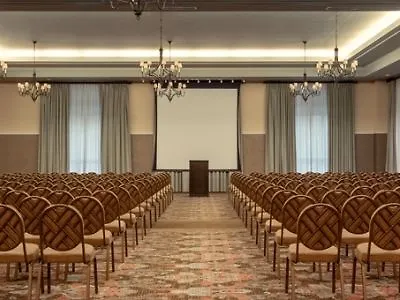 Hotel Embassy Historic District 4*