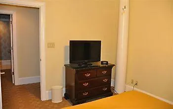 Hotel Oglethorpe *