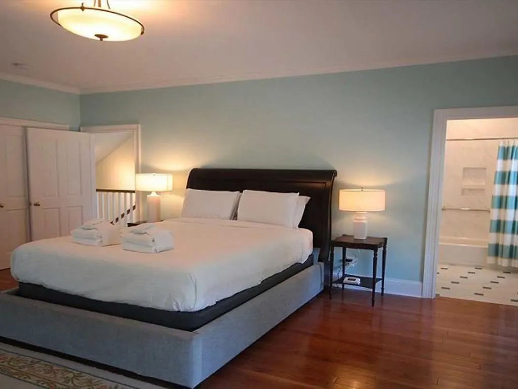 Svr-00284 Chandler House Savannah